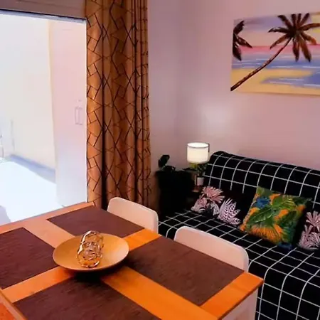 Sunny Pool Patio - 2 Bedrooms 2 Baths דירה *