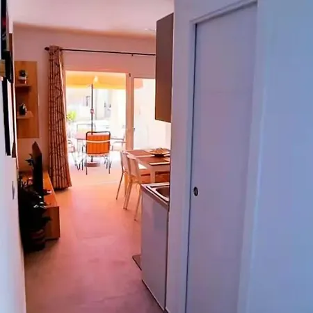 Sunny Pool Patio - 2 Bedrooms 2 Baths