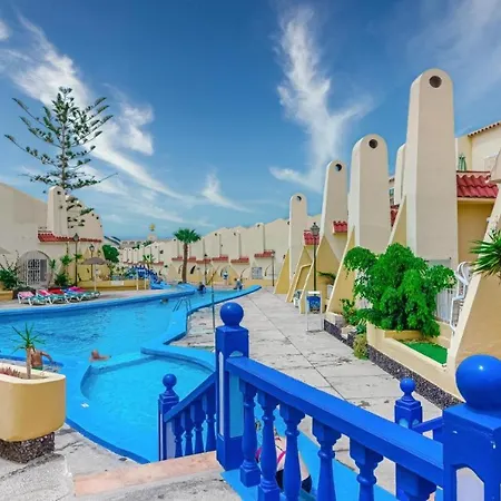 Sunny Pool Patio - 2 Bedrooms 2 Baths Apartment Costa Adeje (Tenerife)