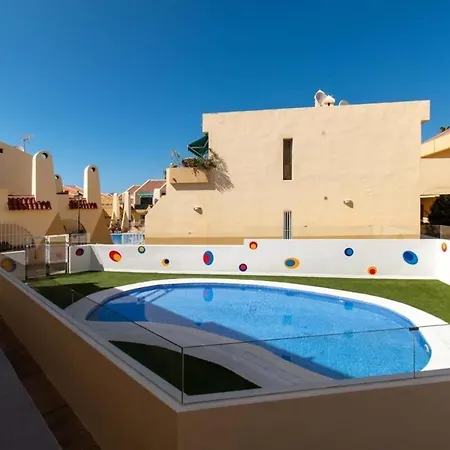 Apartment Sunny Pool Patio - 2 Bedrooms 2 Baths