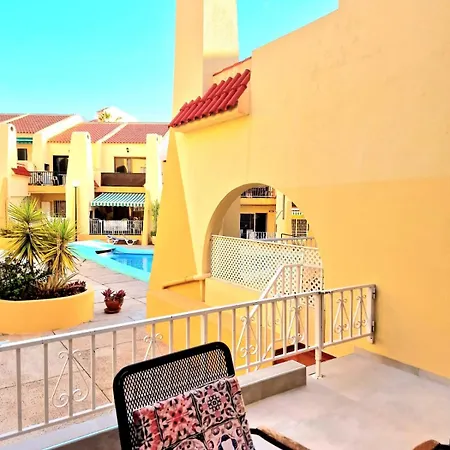 Sunny Pool Patio - 2 Bedrooms 2 Baths Apartamento *